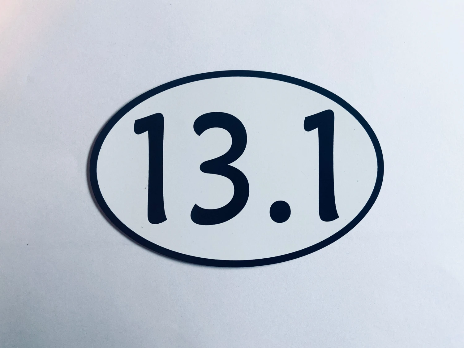 13.1 Oval Magnet
