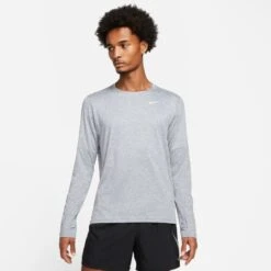 Nike Men's DRI-FIT Element Crew (084 - Smoke Grey/Grey Fog/Reflective Silver)
