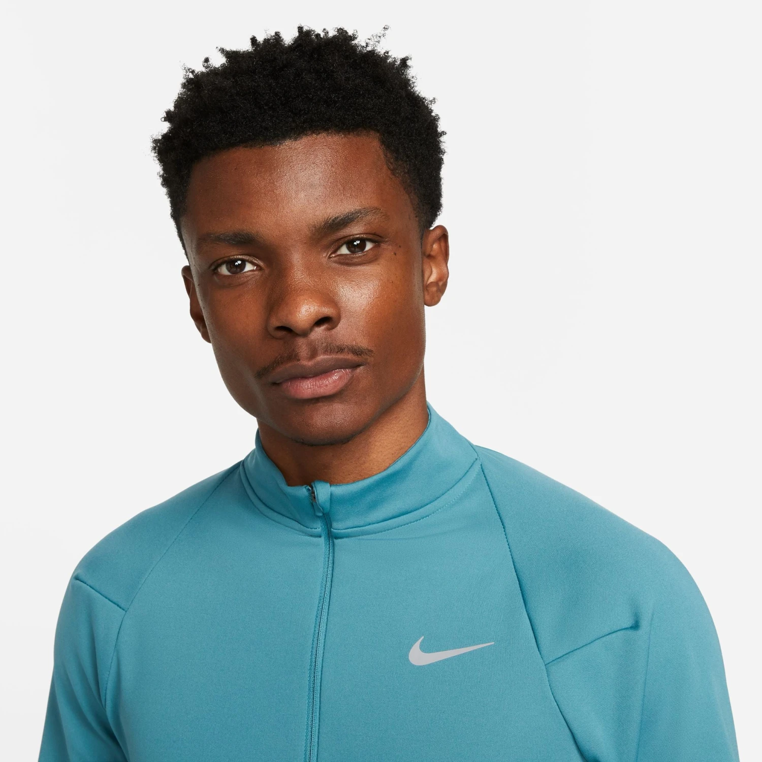 Nike Men's Therma-FIT Run Division Element 1/2 Zip Running Top (379 - Mineral Teal/Reflective Silver) - Image 4