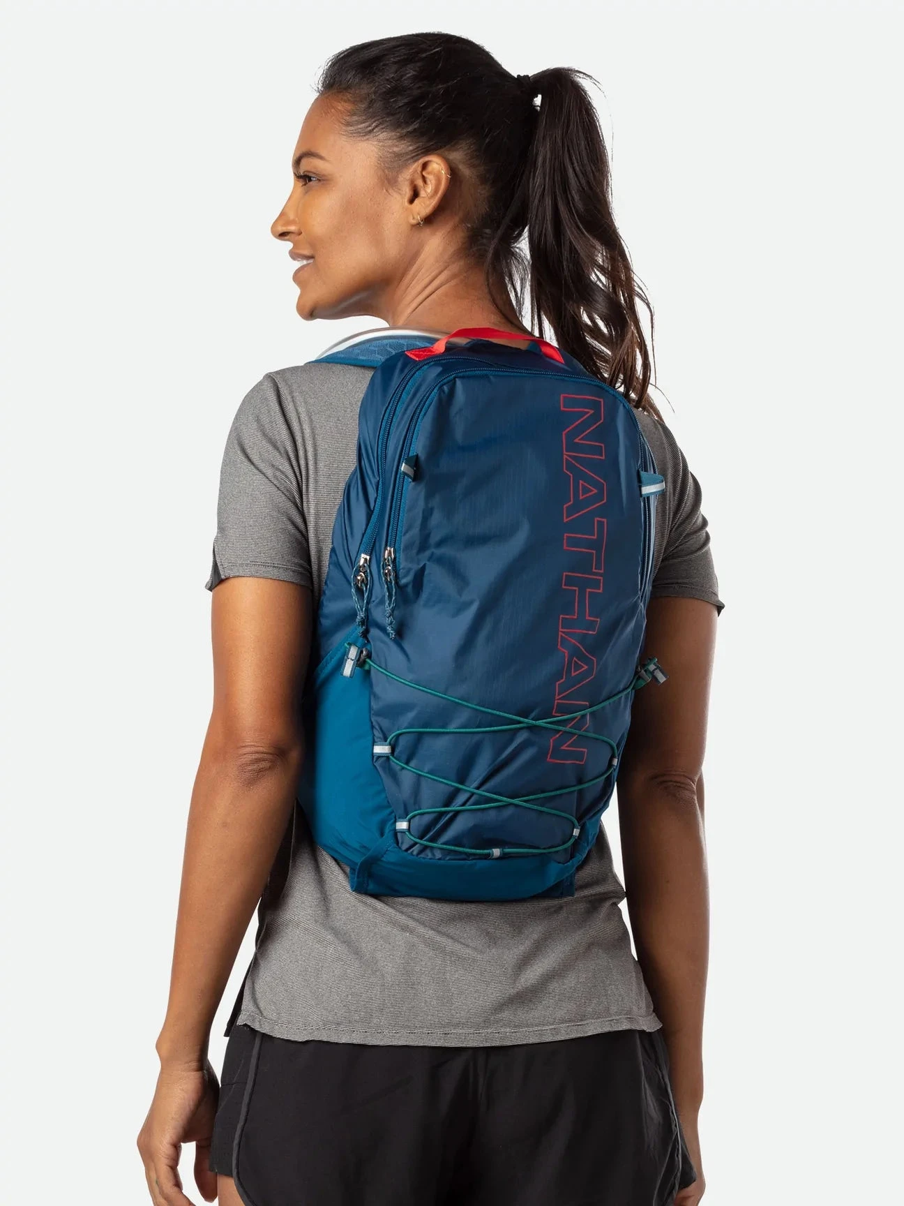 Nathan Crossover 15 Liter Hydration Pack (Marine Blue/Hot Red) - Image 4